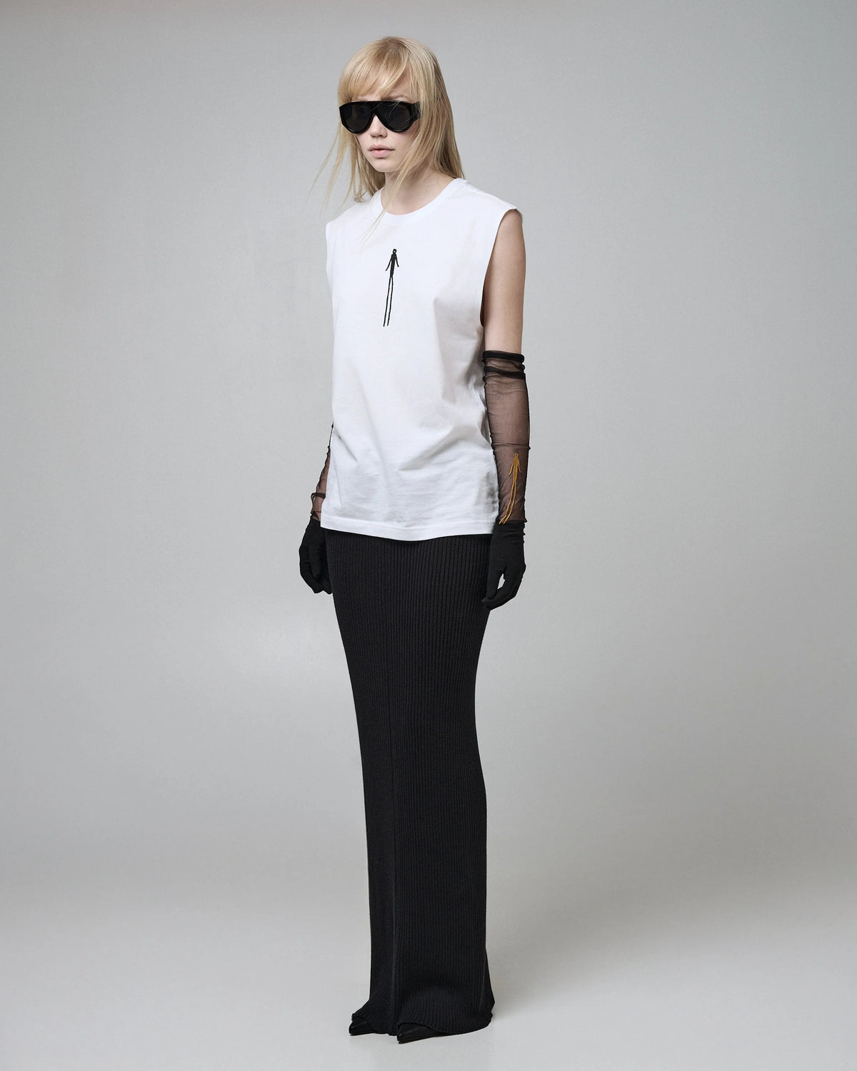 SLEEVELESS WHITE ÄÜṚЇ — view 8