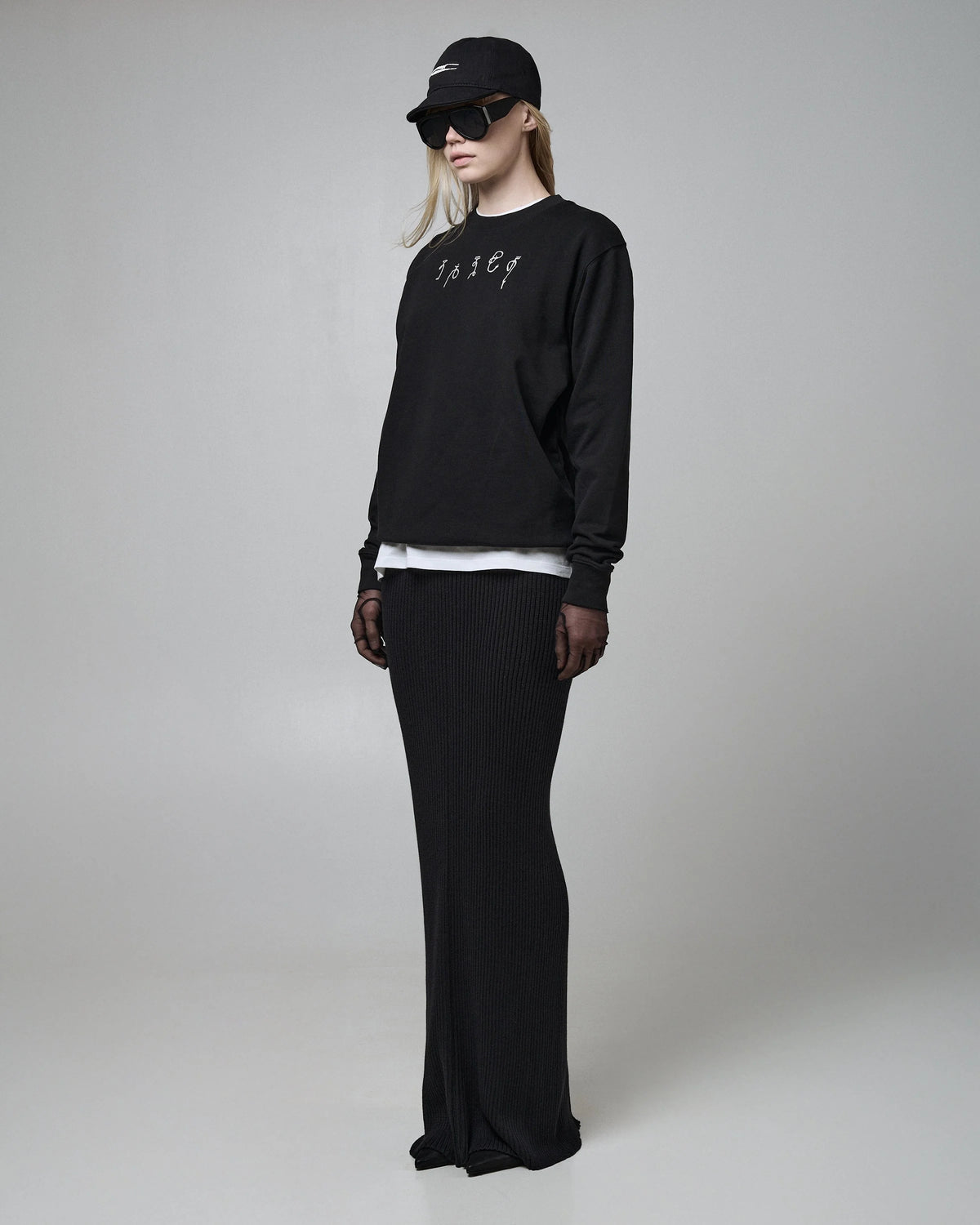 LIGHT LANGUAGE PULLOVER SHIELD — view 4