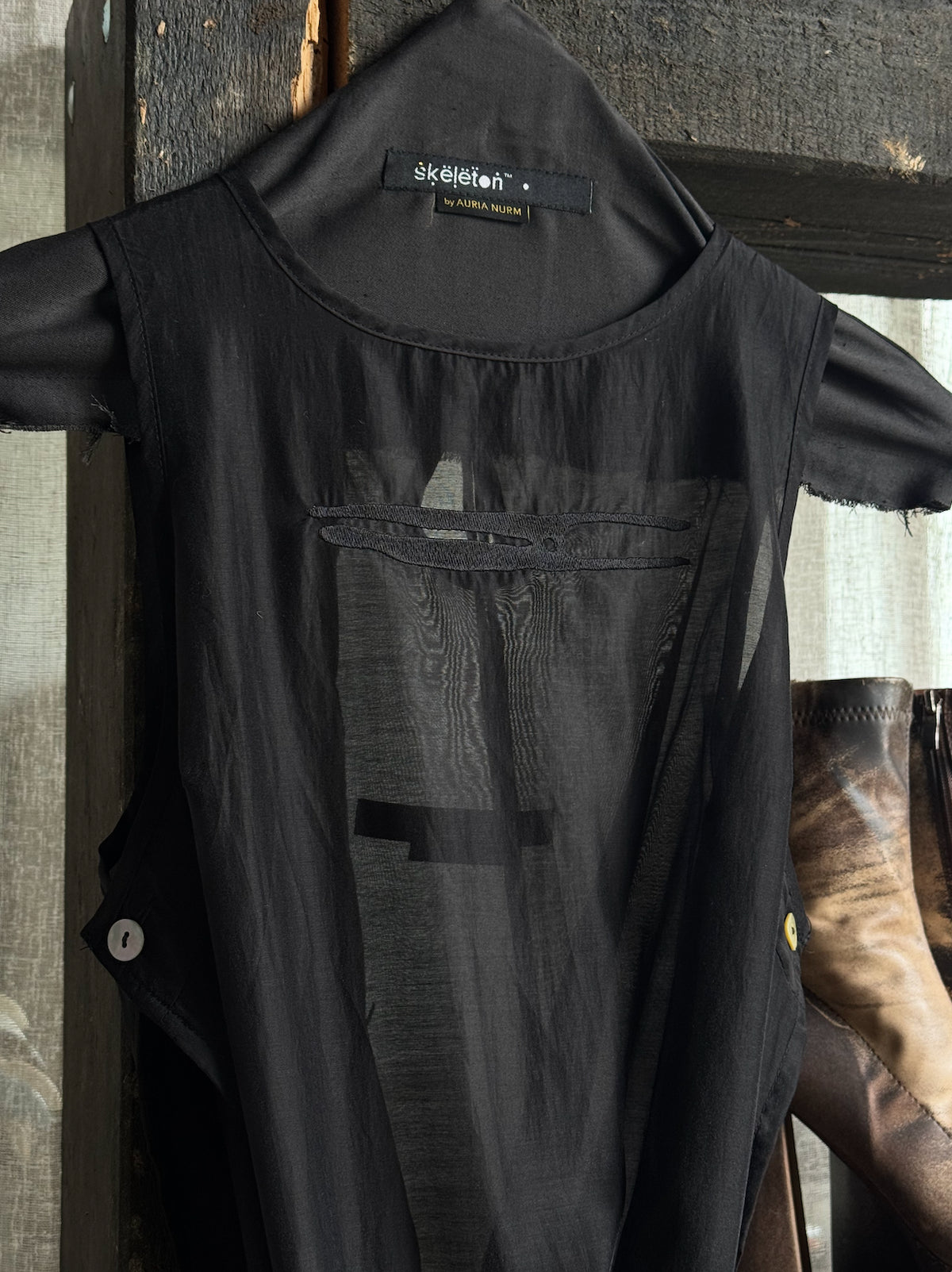 ḶÜṀЇṚÄ CHIFFON TOP — view 4
