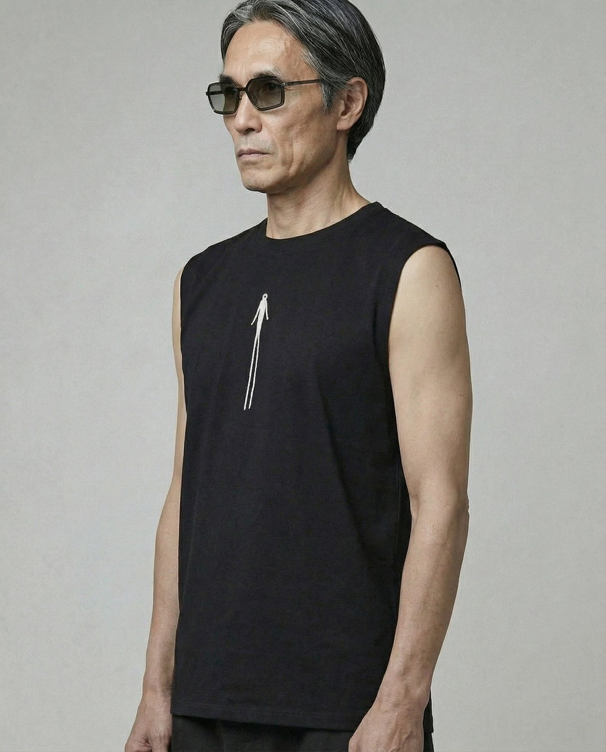 SLEEVELESS BLACK ÄÜṚЇ MEN — view 2