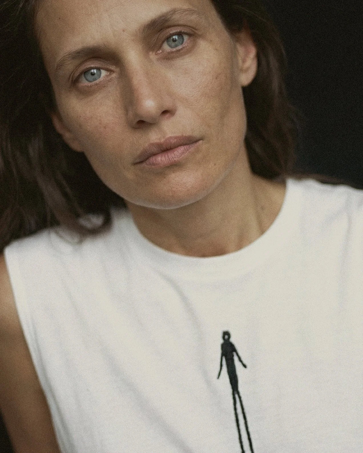 SLEEVELESS WHITE ÄÜṚЇ — view 3