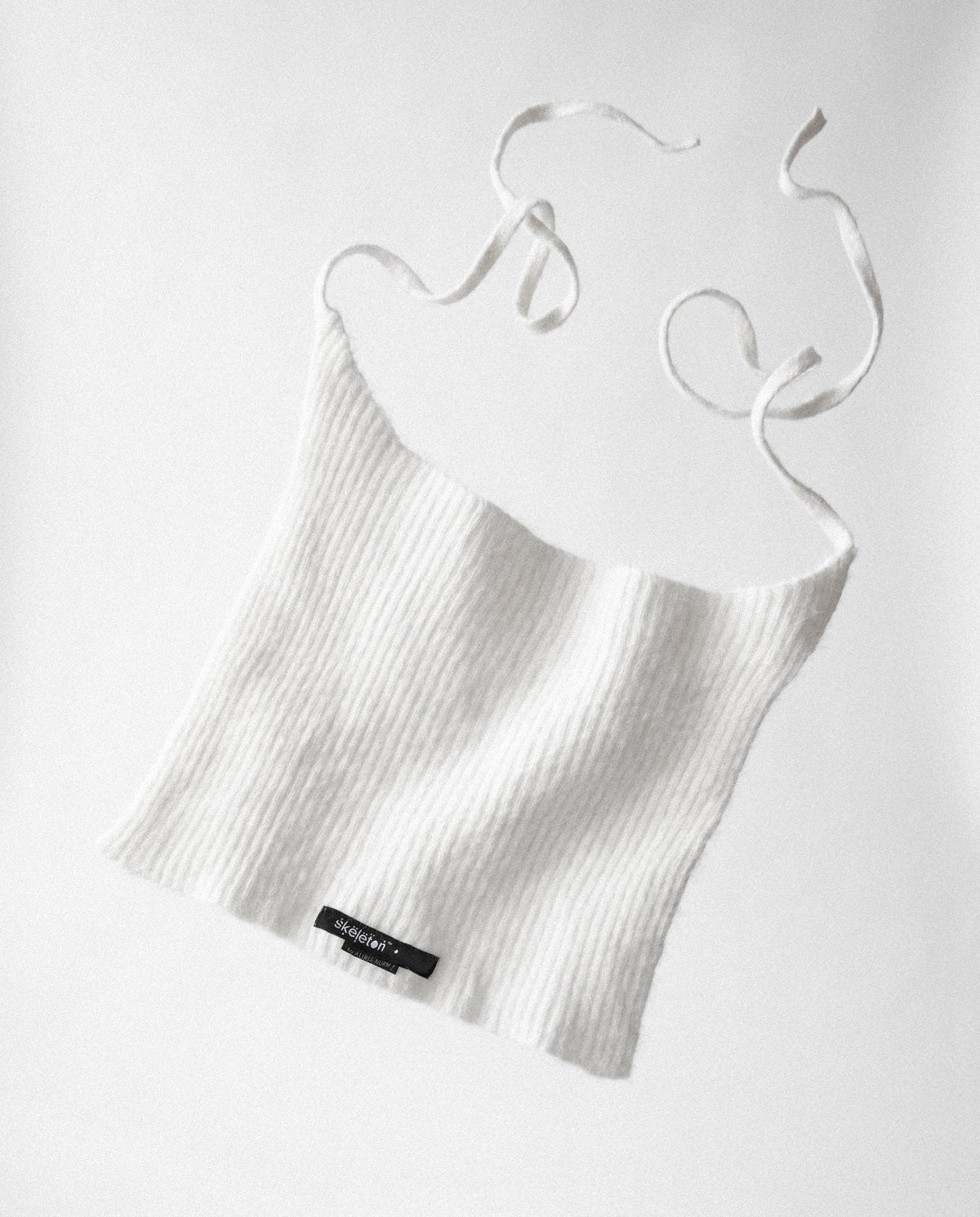 ANGORA APRON  WHITE (mini)