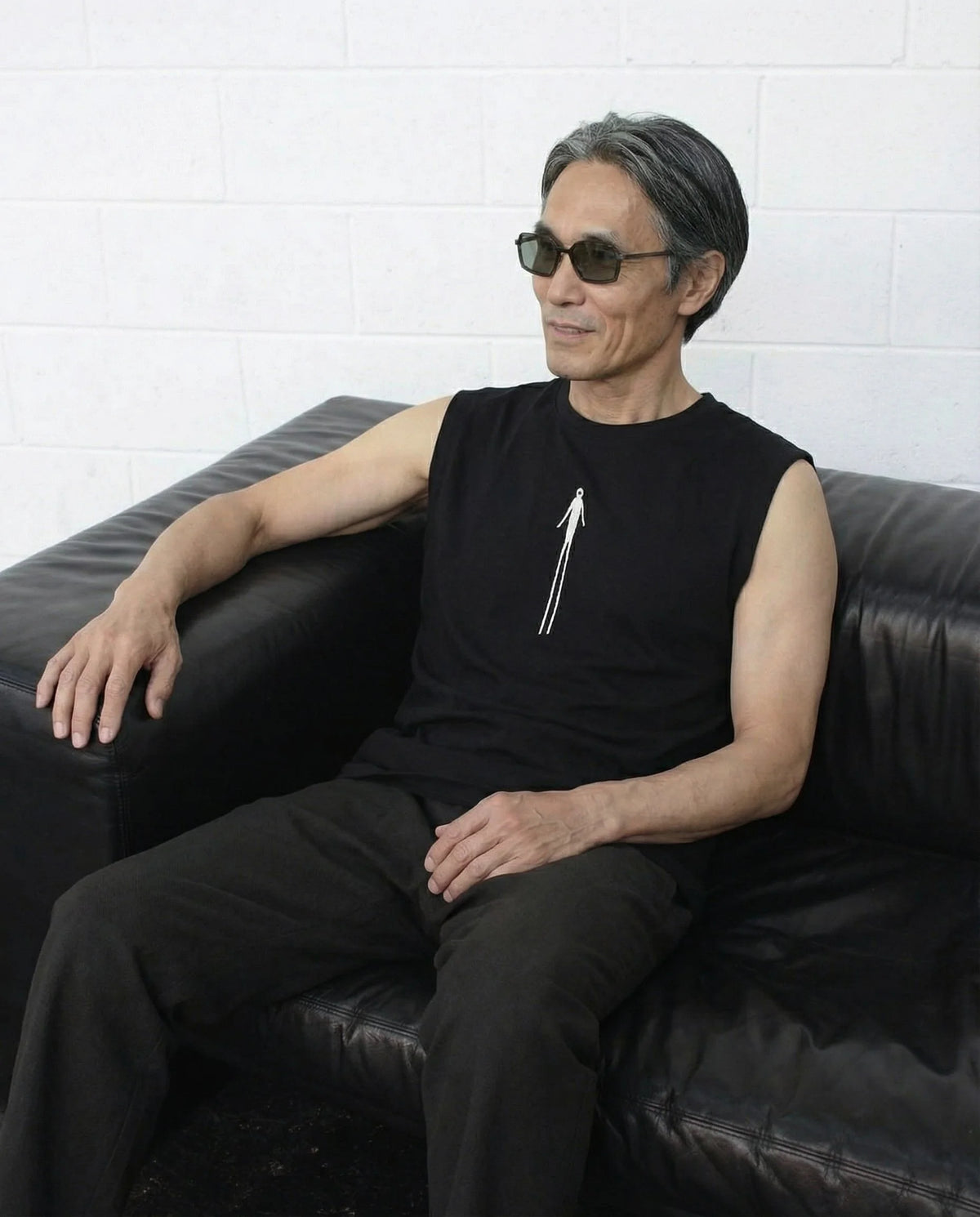 SLEEVELESS BLACK ÄÜṚЇ MEN — view 4