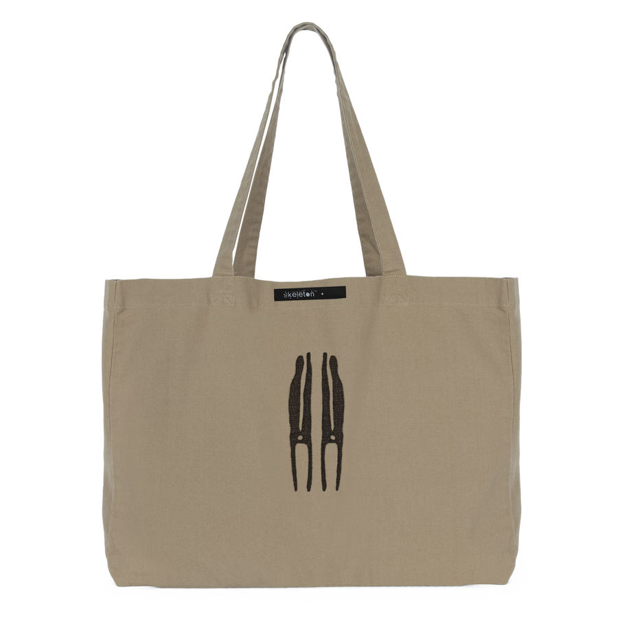 TOTE ḶÜṀЇṚÄ sand