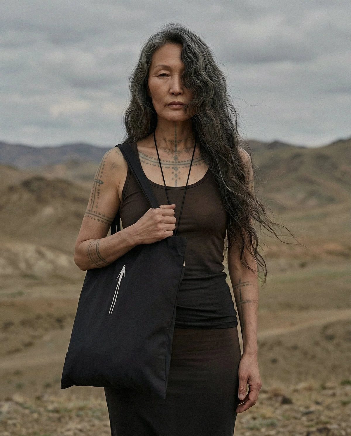 ÄÜṚЇ TOTE — view 2