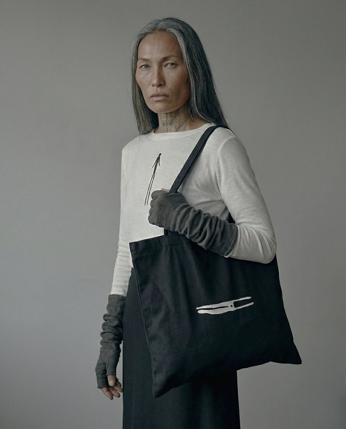 ḶÜṀЇṚÄ TOTE — view 3