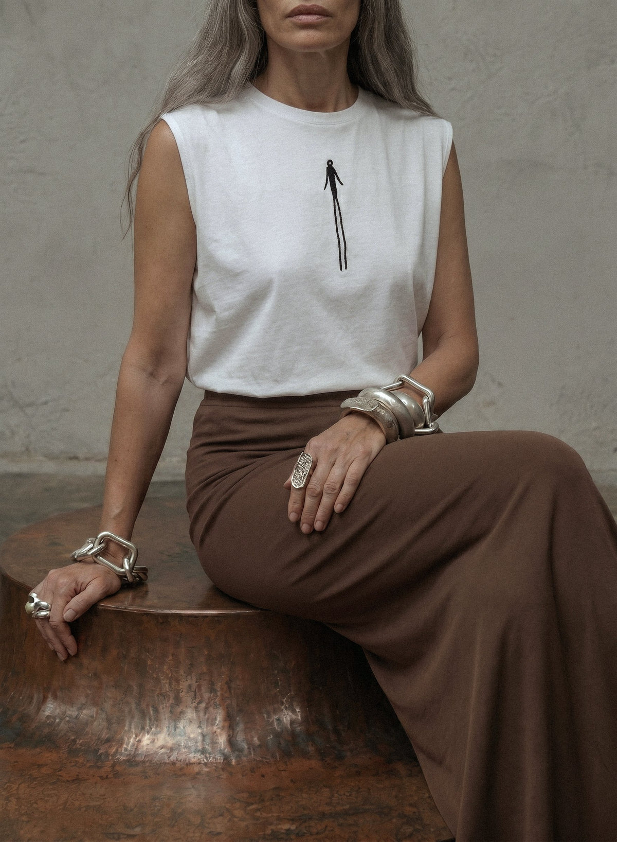 SLEEVELESS WHITE ÄÜṚЇ — view 4