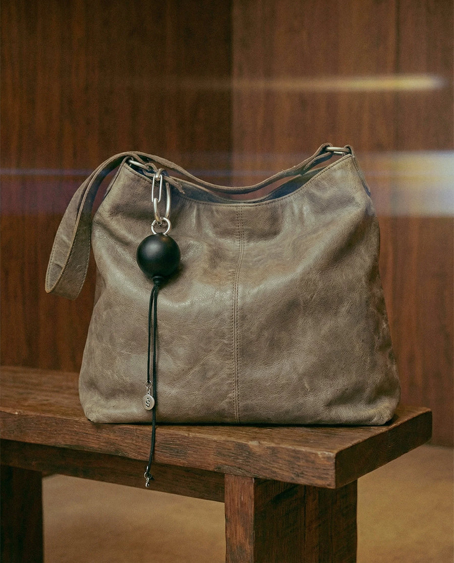 SPHERE ⬤ AMULET